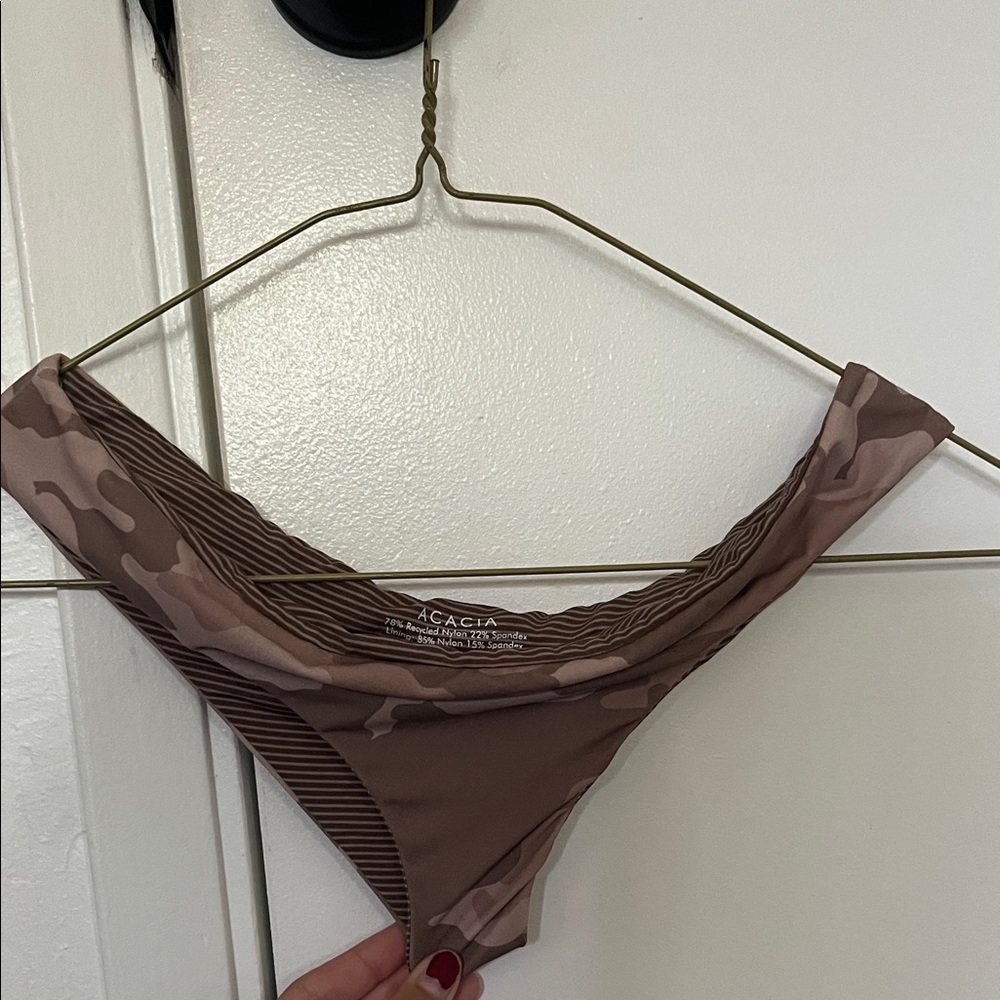 P pink camo acacia bottoms